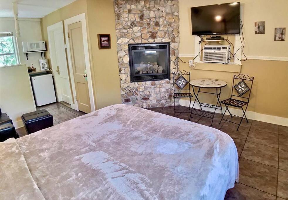 Tuscany Dream Rock Cottage/#8 Eureka Springs Kültér fotó